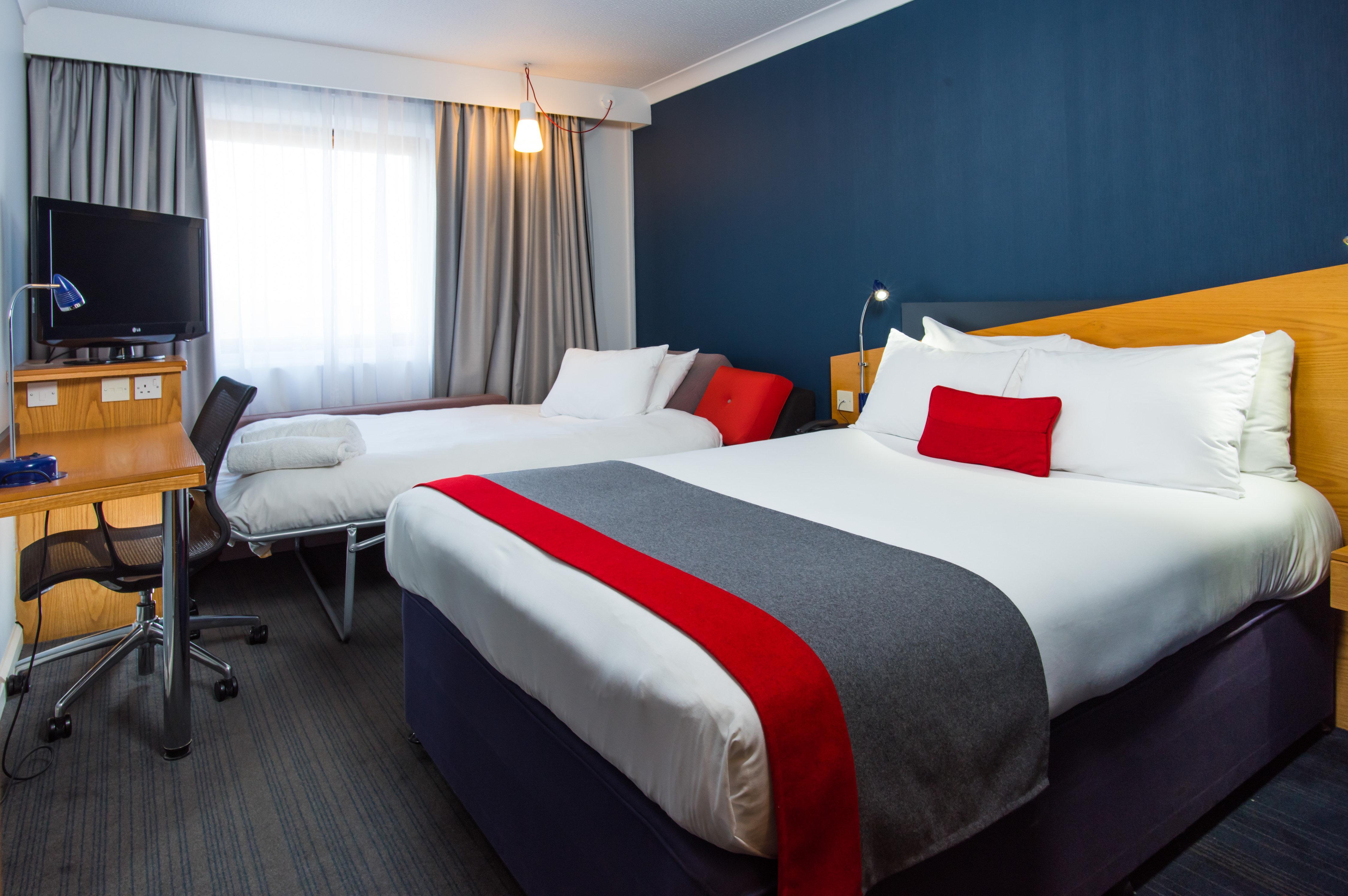 Holiday Inn Express Derby Pride Park Exterior foto