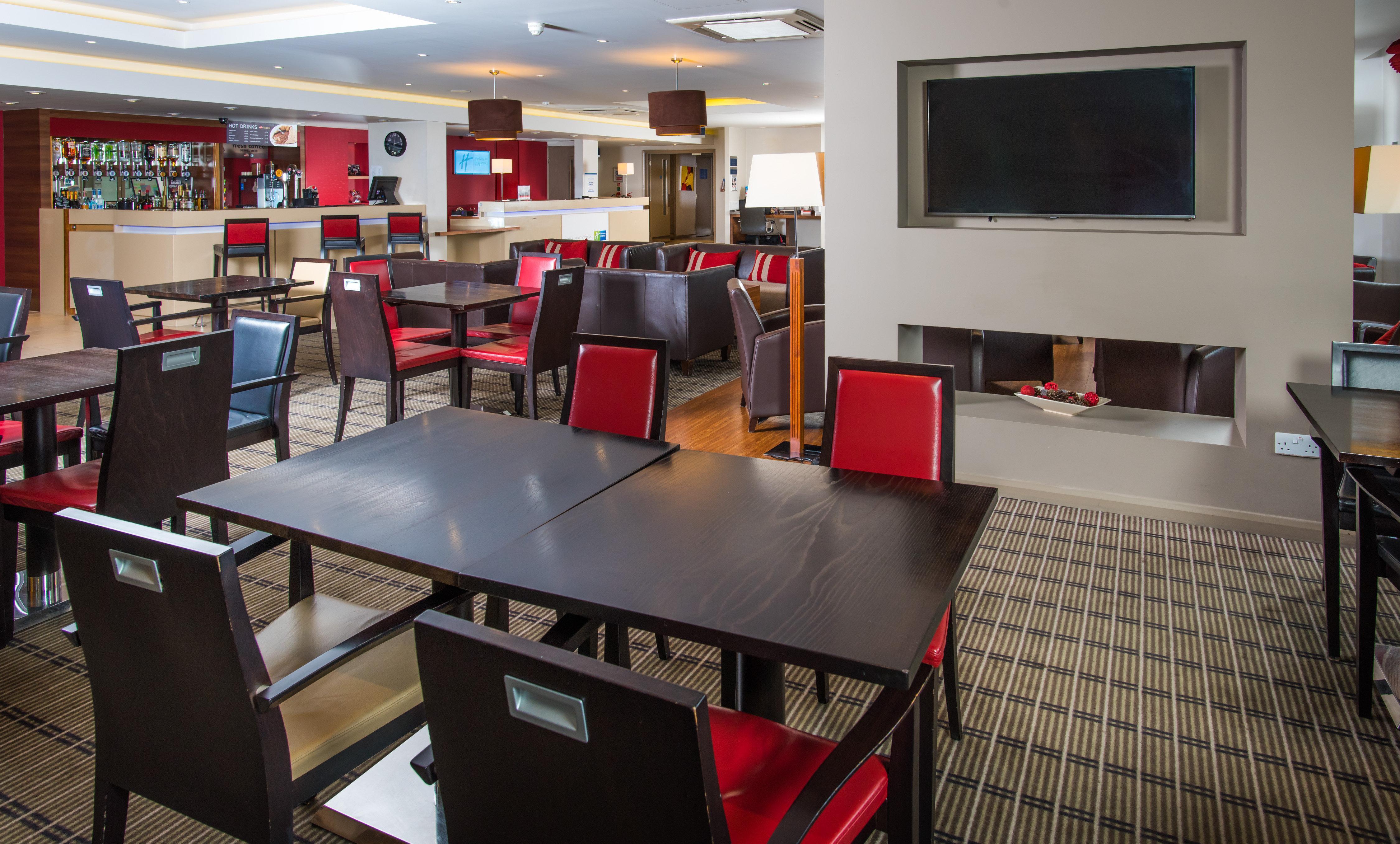 Holiday Inn Express Derby Pride Park Exterior foto