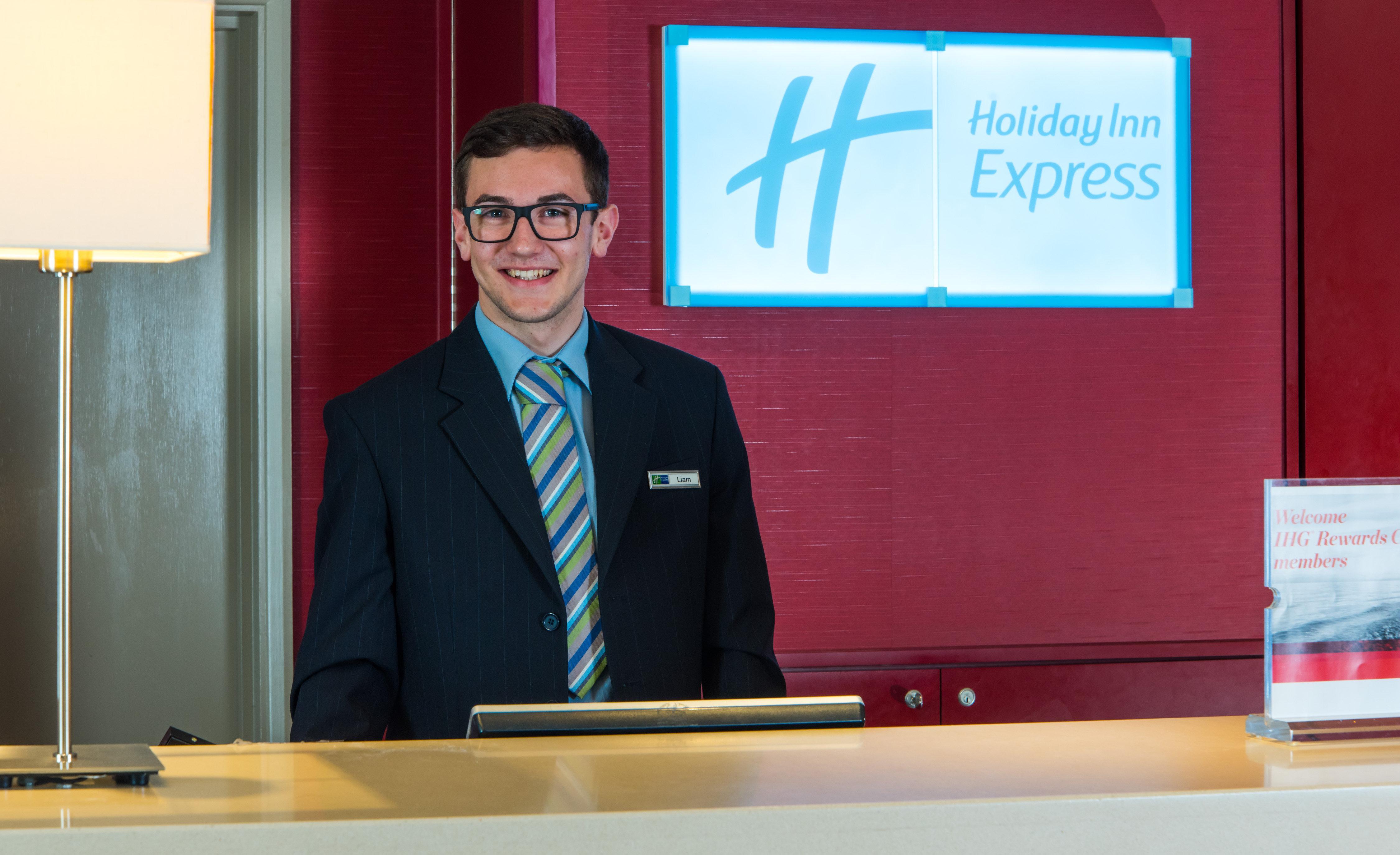 Holiday Inn Express Derby Pride Park Exterior foto